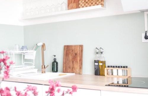 Faubourg North Apartment | Loft lumineux avec Netflix & parking privé, proche centre Dijon