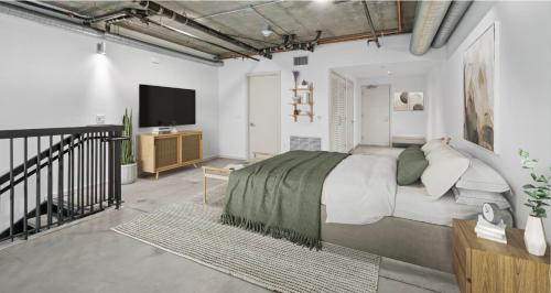 Hollywood Apartment | Loft & Luxe Hollywood with FREE PARKING