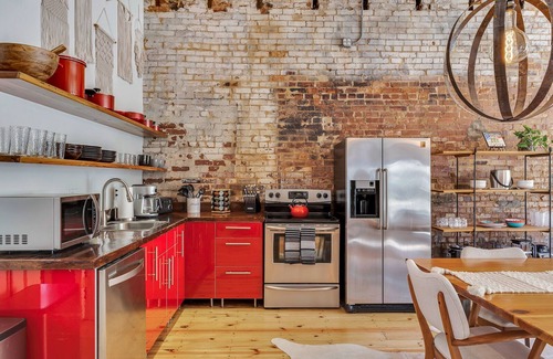St. Elmo Improvement League House | Loft on St. Elmo Avenue - CLOSE to Downtown | 1 Bed, 1 Bath