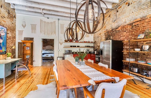 St. Elmo Improvement League House | Loft on St. Elmo Avenue - CLOSE to Downtown | 1 Bed, 1 Bath