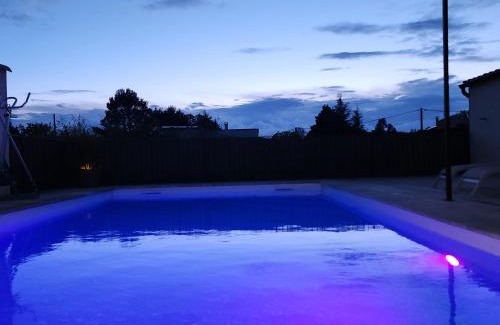 Saint-Laurent-La-Vernede House | Loft Q-PIDON