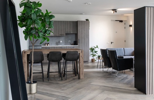 Ledeacker Apartment | Loft with 2 sleep areas in an amazing villa