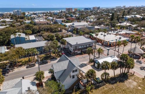 New Smyrna Beach House | Lofty Dreams
