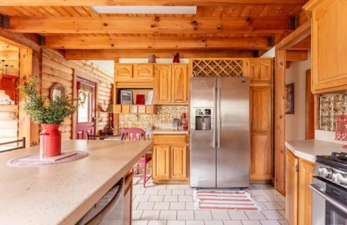 Oliverea Cabin | Log Cabin at the Goat Sanctuary