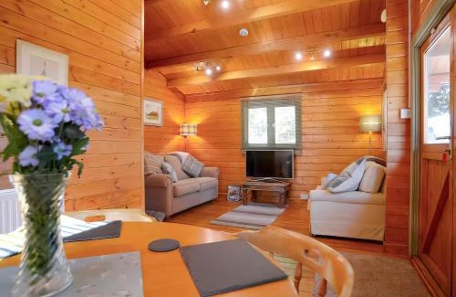 Guyhirn House | Log Cabin