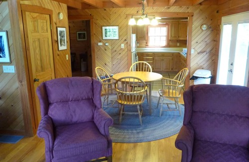 Julian Cabin | Log cabin in quiet setting only 15 miles from Penn State & 2 state parks