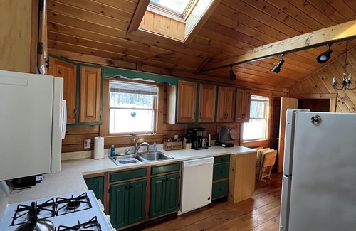 Mount Holly Cabin | Log Cabin Minutes from Jackson Gore and Okemo Mountain!
