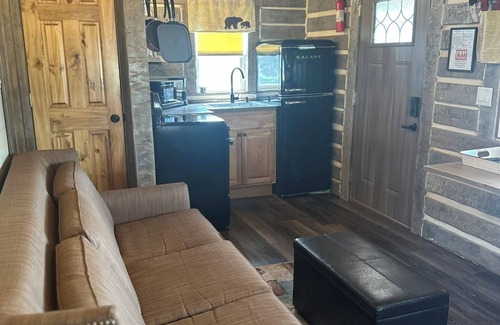 Tomahawk Cabin | Log Cabin on Lake Alice & ATV/UTV Trails, Little Bear 2-Bedroom