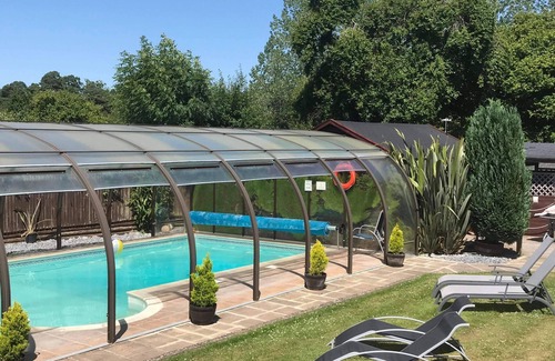 New Forest District Cabin | Log Cabin Private Hot Tub & Swimming Pool ,Adults Only,New Forest National Park