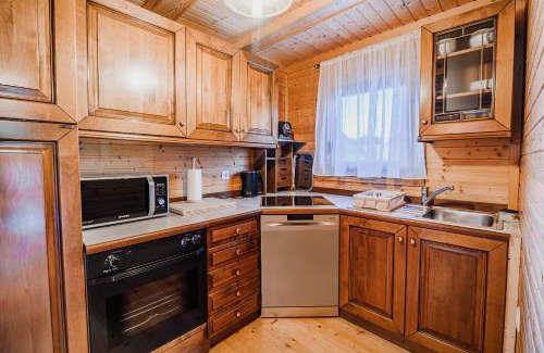 Brezice House | Log Cabin Vista View with Hot Tub