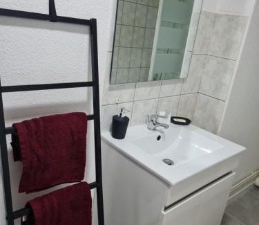Vieux-Charmont Apartment | logement calme avec 2 chambres