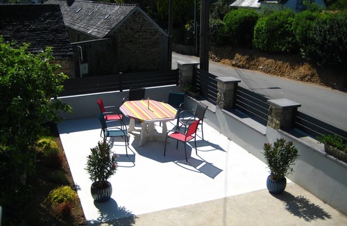 Sizun Apartment | Logement Dans le Bourg, Près des Sentiers de Randonnée, à 5 km du lac du Drennec