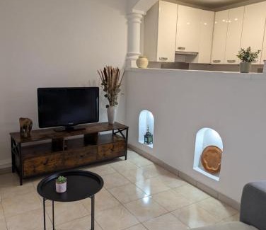 Flayosc Apartment | logement entier village flayosc