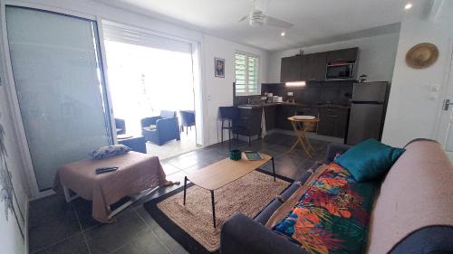 Malendure Apartment | Logements Vue Mer accès piscine en Guadeloupe