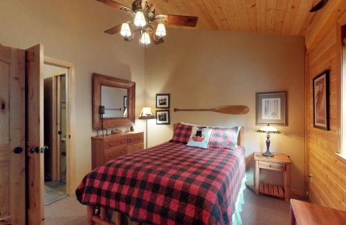 Lakeshore House | Loggers Landing