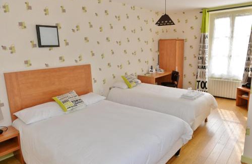 Mornant Hotel | Logis Hôtel de la Poste