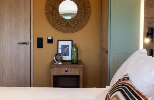 Rostrenen Hotel | Logis Hôtel Jeanne & Jules Hôtel Spa et Restaurant