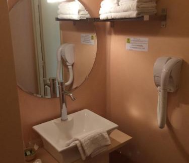 Chaumont-sur-Aire Hotel | LOGIS Hôtel Le Chantoiseau