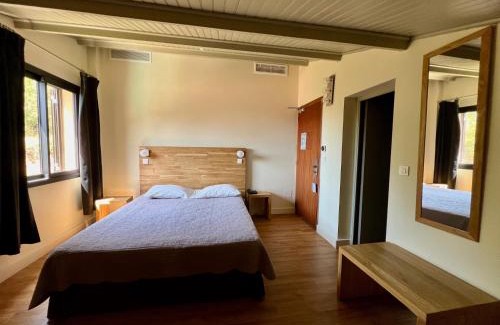 Porto Hotel | Logis Hotel Le Lonca