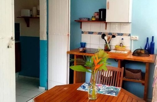 Sainte-Anne Apartment | logisrev