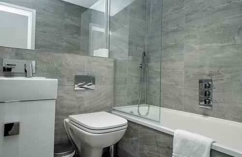 Stepney Green Apartment | London Aldgate East City Elegant One Bedroom