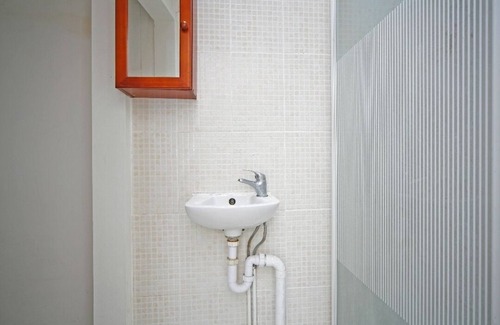 Stratford Bed & Breakfast | London smart doubles n singles in a great location