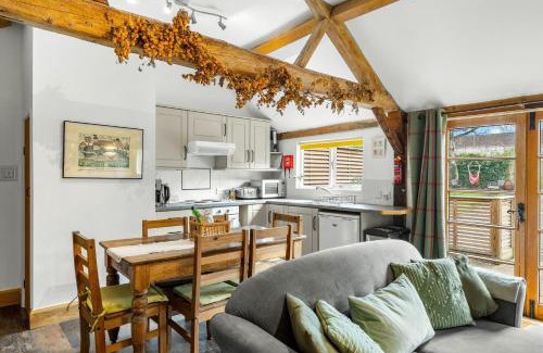 Ledbury House | Long Barn