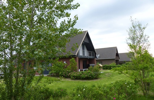 Friedrichskoog-Spitze House | * Long Hus on the North Sea coast