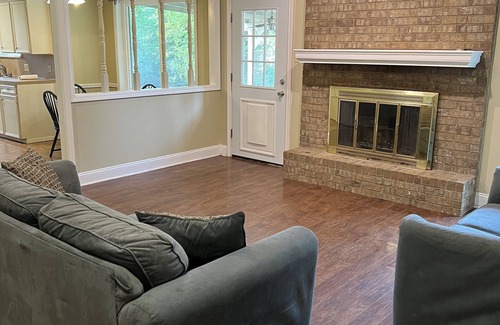 Tyler House | Long term or short-term rental near UT Tyler & TJC.