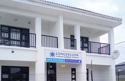 Quigney Beach Bed & Breakfast | Longfellow Lodge