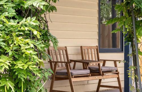 Point Lonsdale Apartment | Lonnie Hideaway