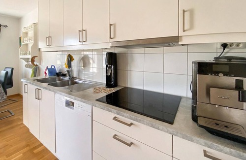 Ugglarp House | Look forward to a nice vacation with salmon fishing and nature experiences.