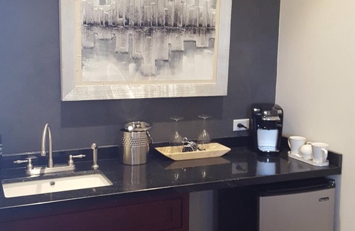 Opal House | LOOK NO FURTHER.Make This Your Own Private Paradise Getaway!