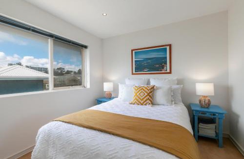 Ocean Grove House | Lookout 100m to the Ocean and Pet-Friendly