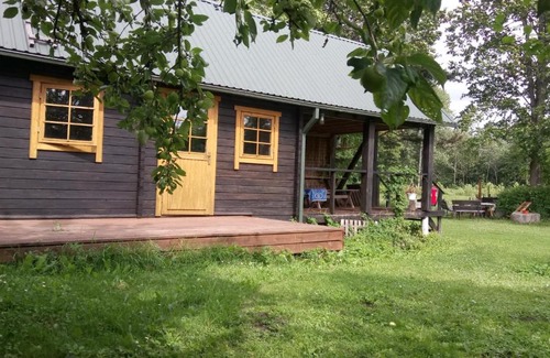 Pohja-Sakala Parish Apartment | Loopre Vesiveski kaminatuba