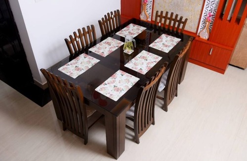 Krishnagiri Hotel | Loquat Inn Homestay