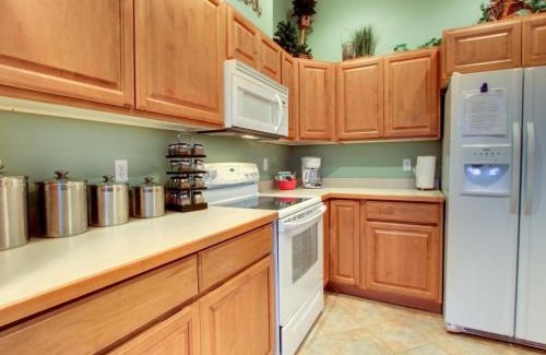 Florence Apartment | Lorees Riverview