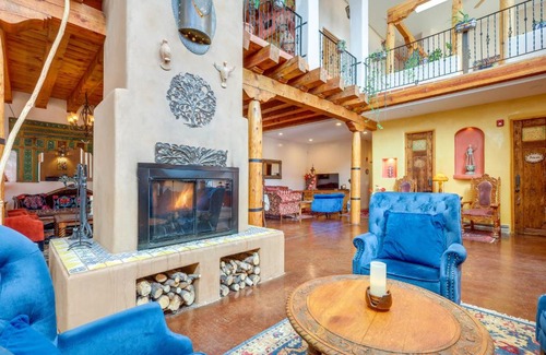 Cerrillos Villa | Los Cerrillos Hillside Hacienda on 65 Acres!