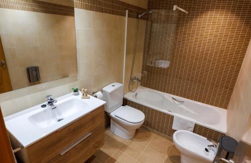 Agoncillo Apartment | Los Olivos