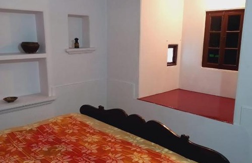 Udaipur City Centre House | Lotus paying guest house
