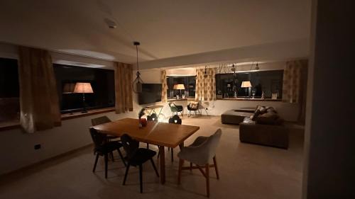 Reith bei Seefeld Apartment | Lou Garden Suite