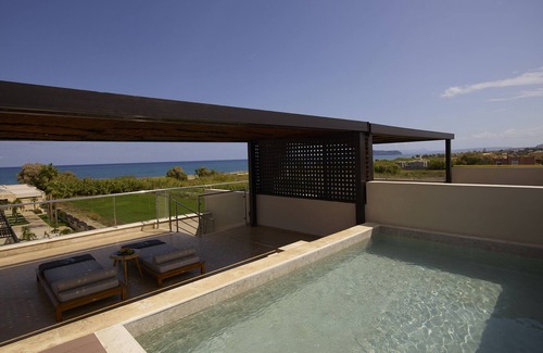 Pyrgos Psilonerou Apartment | Louis Asterion Suites & Spa