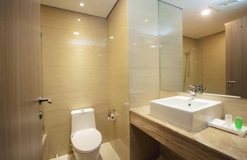 Cikarang Hotel | Louis Kienne Cikarang Hotel & Service Apartment