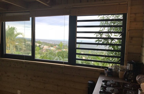 L'Etang-Sale House | Lounge des hauts 2 overlooking the Indian Ocean and forest