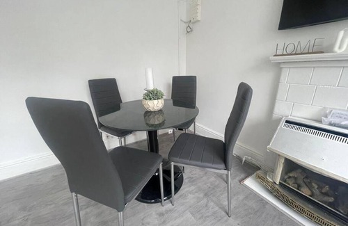 Bermondsey Apartment | Lovable 2 Bedroom Flat On Tower Bridge