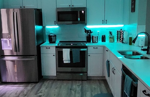Hampton House | Lovejoy-Sensation