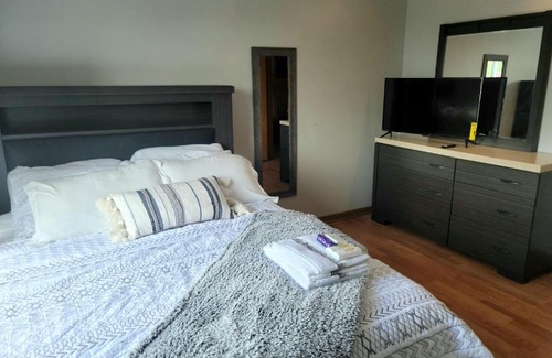 Berwyn Apartment | Lovely 1-bedroom condominium with free designated parking on premises