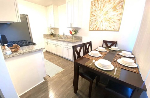East Whittier Apartment | Lovely 1 bedroom + sofa bed private unit - parking