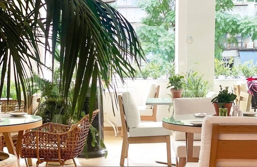 Psirri Apartment | Lovely 1BR Suite with Great Design