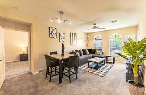Orange Apartment | Lovely 2BR/2BA!5MIN to Disney! Angelstadium! HondaCenter.